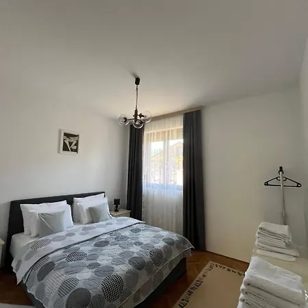 Апартаменты B&i